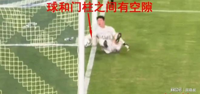 关中雄鲨队守住胜果关东山猫队，摔跤联赛上演裁判判罚引热议！回归即成焦点